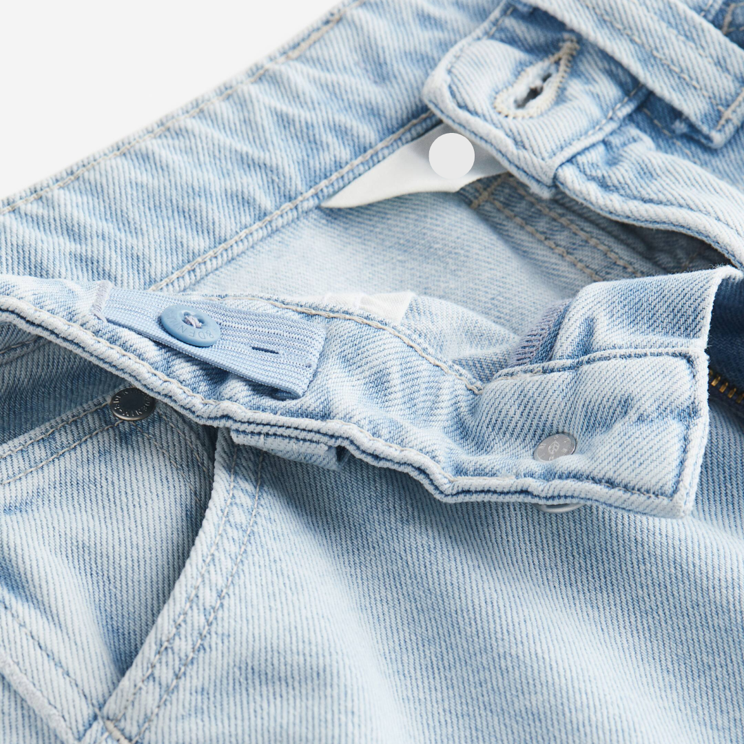Light Baggy Fit Jeans